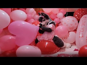 Blow to pop Cattex Hearts 25'' balloons