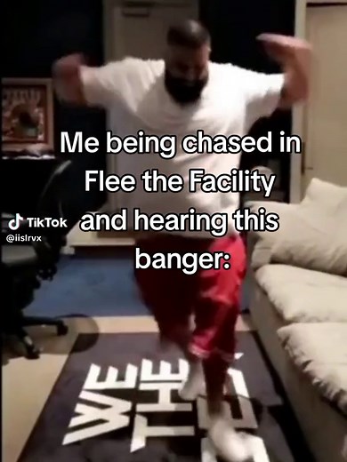 Chased in Flee the Facility with Epic Soundtrack!