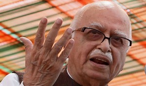 Modi can't be compared to Vajpayee: Advani
