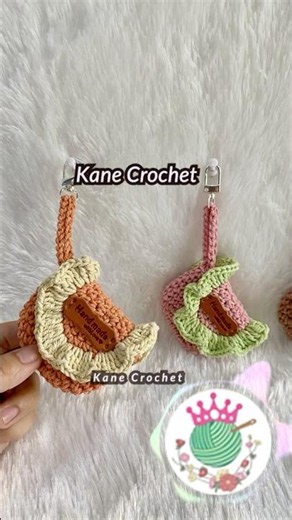 Crochet Mini Wallet Keychain 👛 C43 #CrochetWallet #crochetcoinpurse