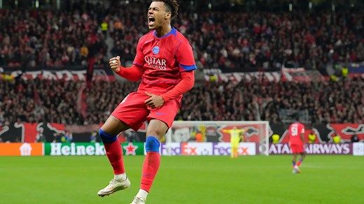 Leverkusen vs. PSG turns into chaos after 5 goals, two red cards and two penalties in the first half