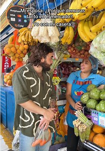 Un poco de chisme para estar bien informado 🤭 #comedia #chisme #humor #parejas
