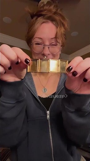 This girl discovered a locket