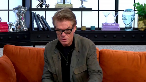 Harry Hamlin dishes on 'his 'Famous' sauce recipe and time spent 'In The Kitchen'