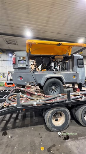 @jhmillerfarms on Instagram: "Atlas Copco air compressor with starting issues #agmechanic #atlascopco #aircompressor #diagnostics #johndeere"