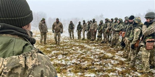 First group of Ukrainian soldiers complete training in Czech Republic