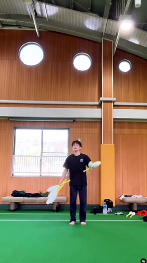 37K views · 959 reactions | From Vova to Kaito The next generation of 7 club tricks! The World Juggling Federation is on a mission to include juggling in the Olympics. Support this mission by becoming a WJF member: https://www.thewjf.com/membership/ Donations to help fund our events, TV production and prize money can be made here: https://www.thewjf.com/donate/ Show your support with likes/comments/shares...and don't forget to follow! | World Juggling Federation | Facebook