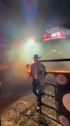 43K views · 606 reactions | What a weekend at the Governor’s Cup Rodeo in Sioux Falls! For the 3rd straight year, South Dakota hosted the final playoff to qualify for the National Finals Rodeo. I was honored to help host these incredible competitors. | Governor Larry Rhoden | Facebook