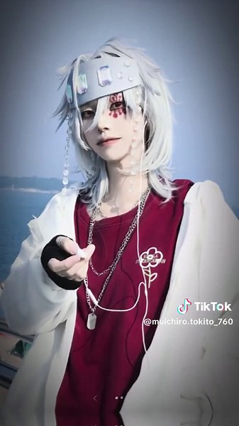 Cosplay Uzui Tengen in Modern Outfit: Kimetsu Yaiba Theme