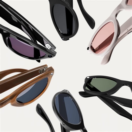 See how Ray-Ban Meta glasses look on you. Try different frames instantly with the virtual try-on tool. | Ray-Ban Meta