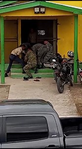 439K views · 4.3K reactions | Quick action by police officers at the...