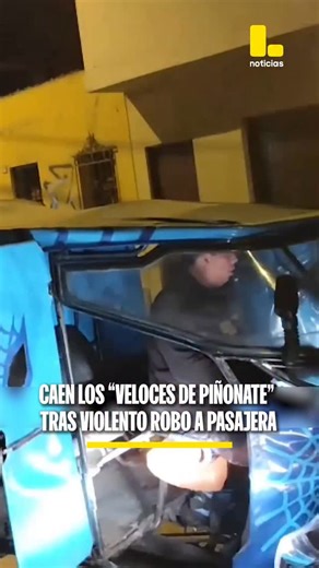 Latina Noticias on Instagram: "🚨Minutos después de que arrebataran a golpes el celular a una pasajera de una combi, integrantes de la banda “Los Veloces de Piñonate” fueron capturados. El robo y todos los movimientos de los delincuentes fueron registrados por el Grupo Terna, que, mediante un dron, siguió cada uno de sus pasos hasta lograr la detención."