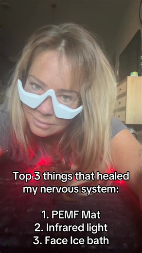 ✨ 1️⃣ PEMF Mat (Pulsed Electromagnetic Field Therapy)Think of it as grounding on steroids.It helps your cells recharge, balances brain waves, and pulls you out of fight-or-flight by syncing your body’s electromagnetic rhythm with the Earth’s.👉 Benefits: deeper sleep, calm focus, reduced inflammation.✨ 2️⃣ Infrared Light TherapyLight = energy = healing.Infrared light penetrates deep into tissues, boosting mitochondria (your energy engines) and increasing blood flow.👉 Benefits: boosts mood, supp