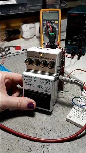 Boss TE-2 Latching Mod Prototype
