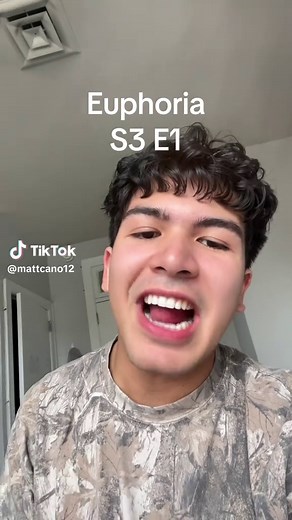 Euphoria S3 E1: Fans Want More