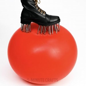 Ideas en 5 minutos | No necesitas zapatos nuevos, actualiza los que tienes😍 #ideasen5minutos #5minutecrafts #diyvideo #videotutorial | Instagram