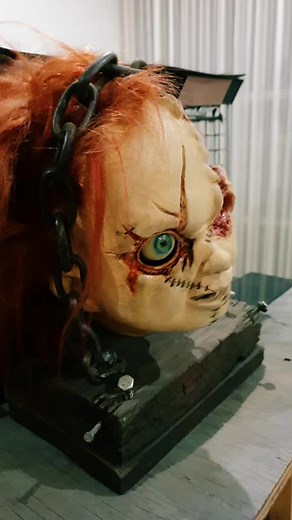 Elmo y su transformación en un muñeco peligroso