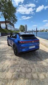 Here's the new 2026 Volkswagen T-Roc! Is this today's new Golf?!
