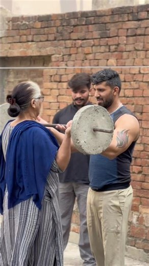 workout with my Mom absolute best combination #youtubeshorts #gym