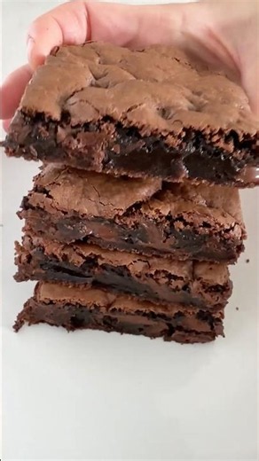 making brownies from cake #bakinghacks