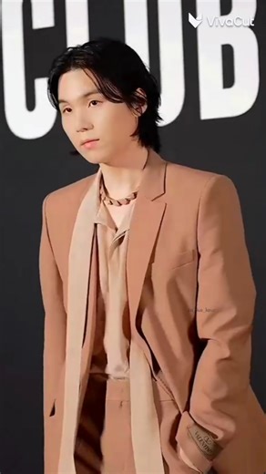 👀✨ Sir...🔥🤌#bts #kpopedit #btsarmy #suga #yoongi #sugaedits #btsedits #trending #shorts #fyp #kpop