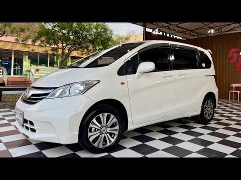 🎉🎉 2013 Honda Freed, top model, single owner, first registration, electric doors on both sides. B...
