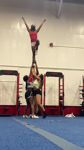 S(W)ITCH UP WEDNESDAYS!! #fyp #cheer #cheertok #highschoolcheer