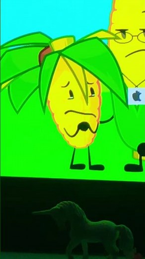 Inanimate insanity iv poppy cry like a baby