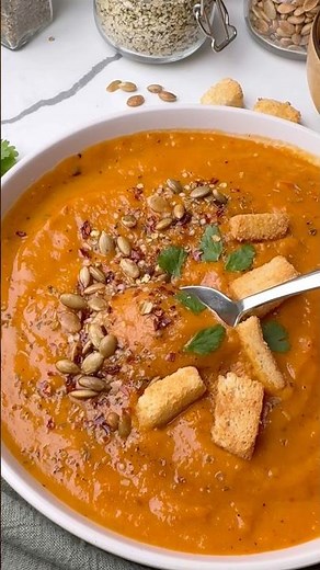 Roasted Red Pepper and Sweet Potato Soup