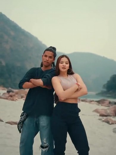 Jhoome Jo Pathaan: Tanu Rawat's Dance Sensation