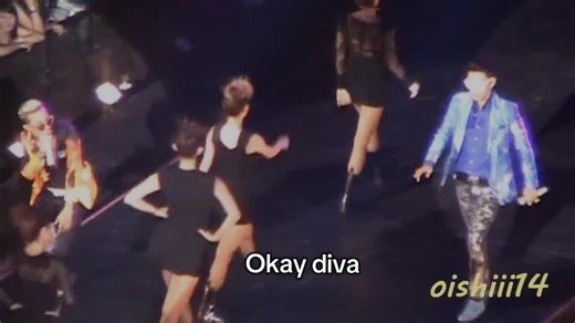 Okay diva 😳 Strut on stage comes so naturally!! He could have been a model for the run way! I spent so long trying to find the right audio 😭 He's such a diva ✋ I mean of course he has dine modeling for magazines and such, but never a run way model! I'm pretty sure he once said if he hadn't gone down the path of music, he would have chosen a modeling carer 🤷 #top #topbigbang #bigbang #model #runwaywalk