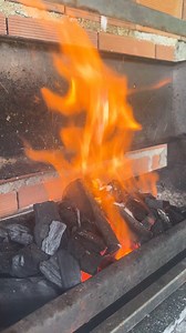 4.4M views · 49K reactions | Apprenez la bonne façon d’allumer votre barbecue (sans plus jamais vous tromper !) | Conseils Pratiques | Facebook