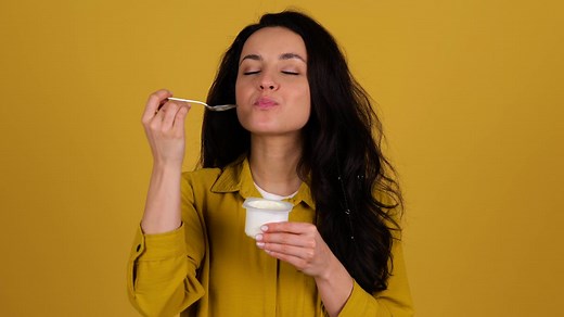 Manger du yaourt le soir : bonne ou mauvaise idée ?