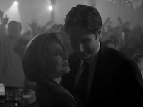 The X-Files Mulder & Scully - Extended dance scene (S05E05 - The Post-Modern Prometheus)