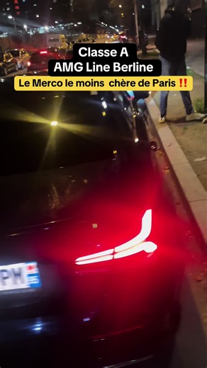 Classe A AMG LINE Berline à louer à Paris