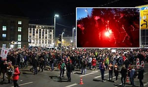 Germany lockdown: Thousands take to streets in anger at Merkel
