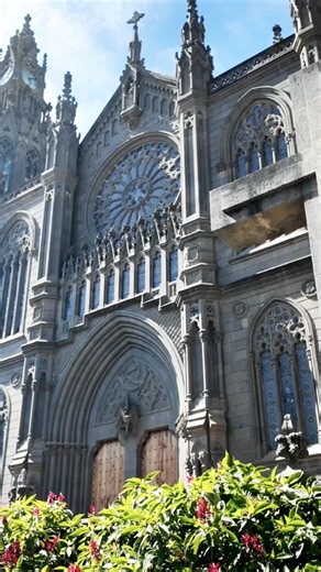 La Catedral de Arucas: una joya que sorprende en Gran Canaria ⛪✨