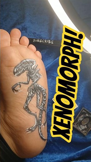 #Xenomorph #alien #gangnamstyle #funny #painting #feet #drawing #creative #wtf #feet #toes #art
