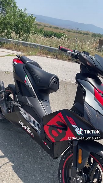 Aprilia SR 50: Analyzing Performance and Community Insights