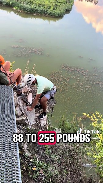 🧗‍♀️ Ever thought about climbing cliffs… right in the heart of a city? Welcome to Quarry Trails Via Ferrata — the first urban via ferrata in the U.S., and it’s right here in Columbus, Ohio! 🇺🇸 📏 1,040 ft of climbing adventure 📐 Up to 100 ft above the ground 🪨 Carved into a reclaimed limestone quarry From beginners to seasoned adventurers, this Italian-style route gives you the thrill of real climbing—with cables, iron rungs, and views you won’t find anywhere else—all just minutes from down