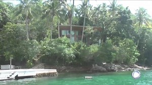 873K views · 16K reactions | Exclusivo: Polícia Federal investiga se mansão em ilha de Angra dos Reis é do filho mais velho do ex-presidente Lula • Acompanhe a programação da Record TV 24h por dia e as íntegras de todos os programas pelo celular, tablet ou computador no PlayPlus. Acesse: PlayPlus.com | Jornal da Record | Facebook