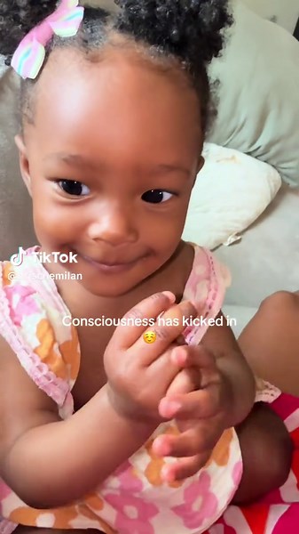 We’re learning baby sign language! #babysignlanguage #babydevelopment #signlanguage