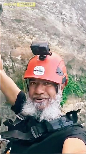 𝘿𝙧 𝙕𝙖𝙠𝙞𝙧 𝙉𝙖𝙞𝙠 𝘽𝙪𝙣𝙜𝙚𝙚 𝙅𝙪𝙢𝙥𝙞𝙣𝙜 🫡 #shorts #drzakirnaik #zakirnaik #bungeejumping #indonesia #fun #peace