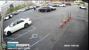 Perps w/ Guns & Rifle Steal Wallet in Mall Parking Lot, Flee in BMW / Jamaica, Queens 4.30.21 / Details on Youtube | Loudlabs News NYC