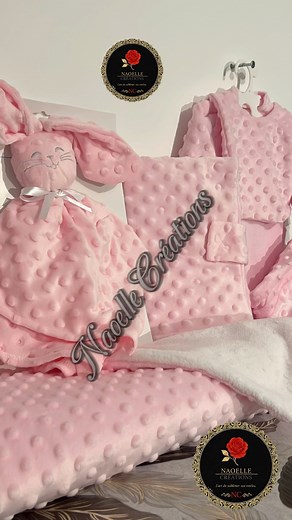 Découvrez la nouvelle Gamme Bébé 100% Personnalisable ! Offrez bien plus qu’un cadeau : créez une pièce unique, pensée spécialement pour votre bébé. Doudous, couvertures, ensembles naissance, accessoires… tout est personnalisable selon vos envies. 💎 Un style unique. 🎁 Un cadeau qui marque. ✨ Une création sur mesure signée Naoelle Créations. 📩 Commandez dès maintenant en message privé ! Chaque like et chaque partage compte plus que vous ne l’imaginez… Merci d’aider Naoelle Créations à se faire