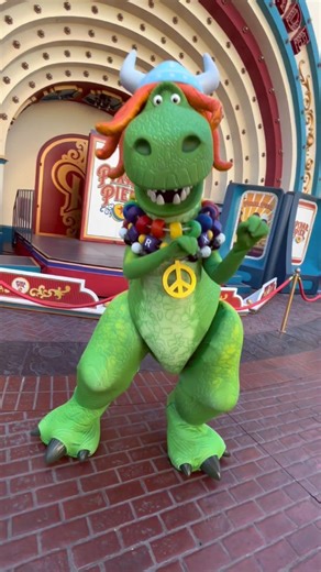 Whaddup fishes!!! It's time to get this Partsaurus Rex in motion! No Party Pooper Rex's allowed! | MouseInfo