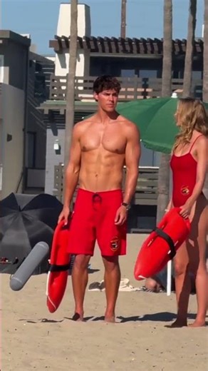 Noah Beck & Jessica Belkin Sizzle While Filming Baywatch 🔥
