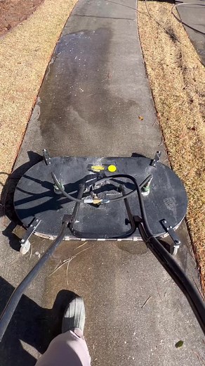 Effective Pressure Washing for Concrete Surfaces