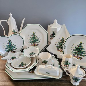 Nikko Christmas Dishes, Vintage C.1990s Octagonal Shape, Christmastime Pattern, Ironstone Made in Japan - Etsy