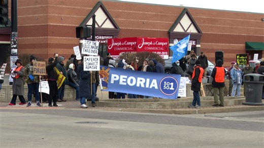 Peoria protest questions U.S. response following Maduro arrest